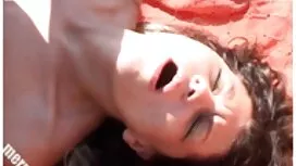 فاحشه نقاب دار سرخ ک ...