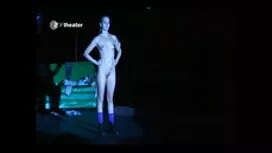 شخص سوار تاکسی و انگ ...