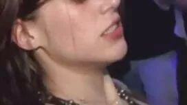 نژاد جوان دارای یک ط ...