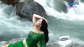 دختر داغ اسپانیایی د ...